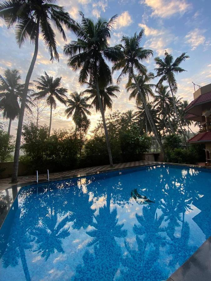 Ganesh Ayurveda Holiday Home Bed And Breakfast Kovalam Kültér fotó