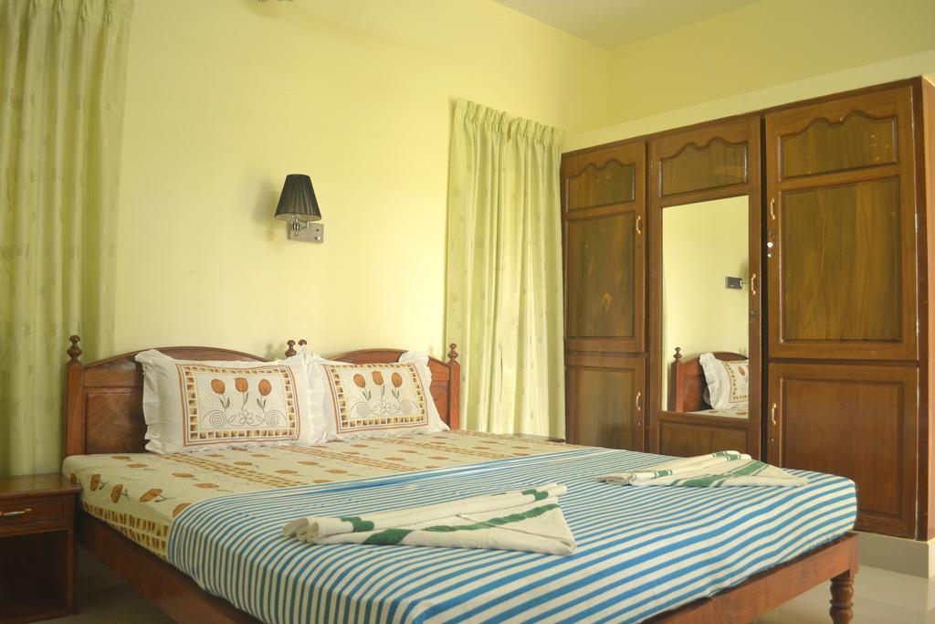 Ganesh Ayurveda Holiday Home Bed And Breakfast Kovalam Kültér fotó