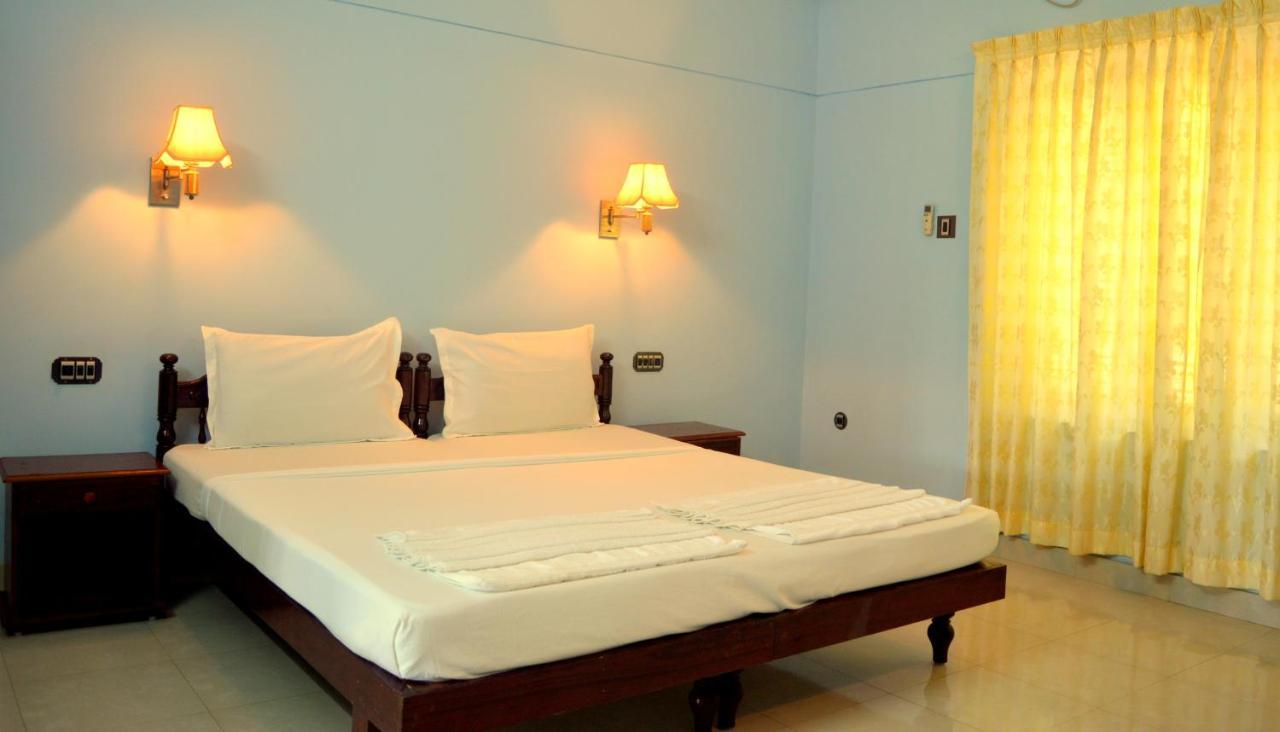 Ganesh Ayurveda Holiday Home Bed And Breakfast Kovalam Kültér fotó